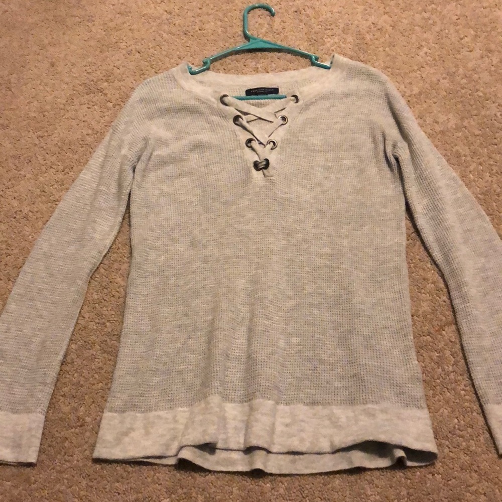 AMERICAN EAGLE GREY SWEATER